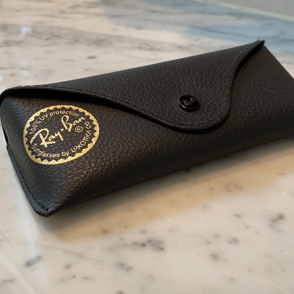 Round raybans rose gold wire and baby blue lenses - Picture 4 of 4